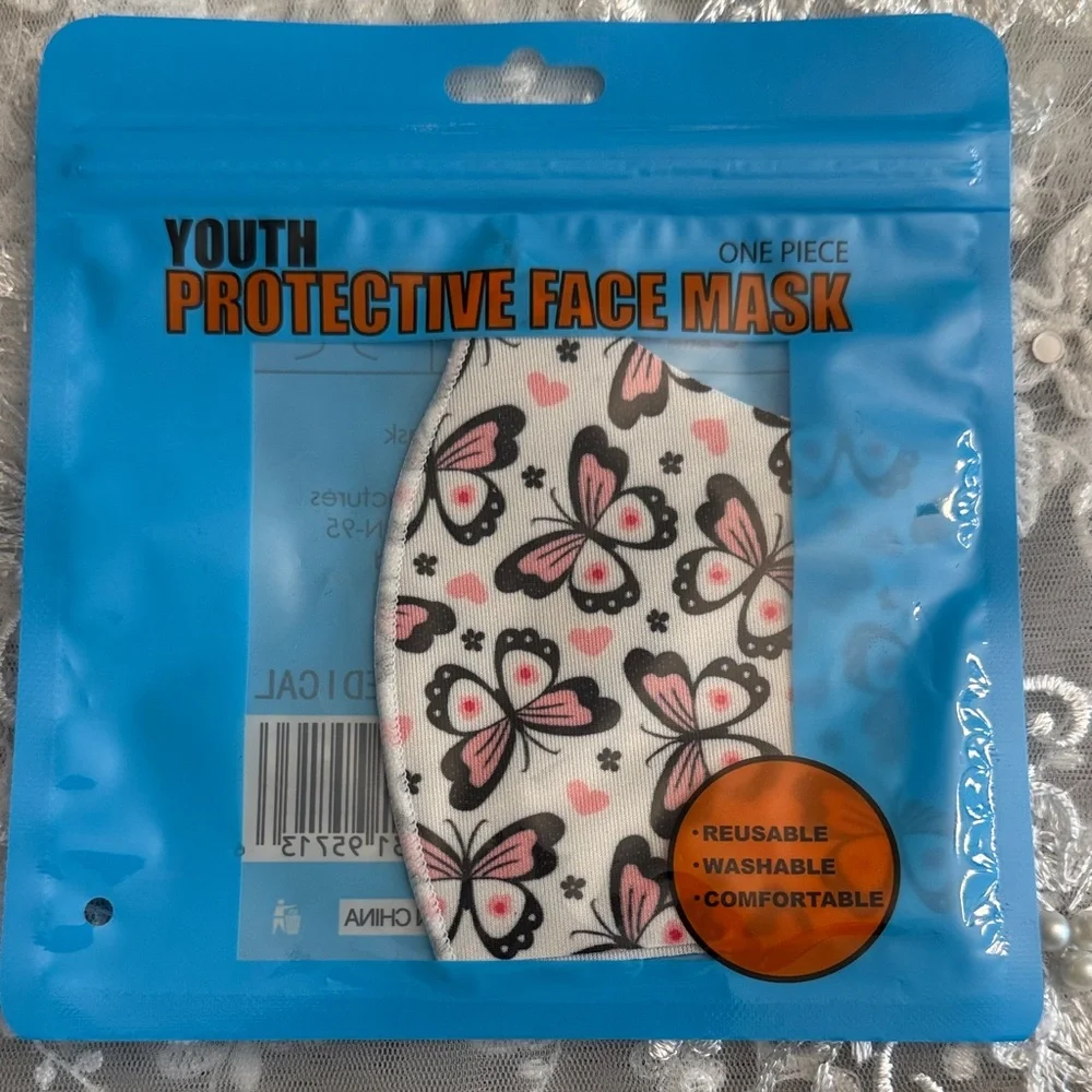 Youth Butterfly Face Mask - Pink and Black